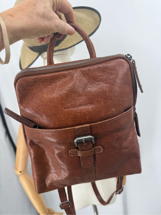 Spikes & Sparrow Leather Backpack - Texas Edition.